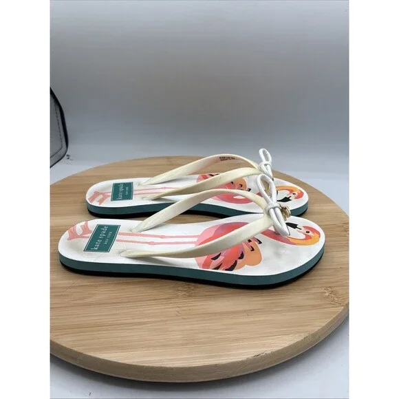 Kate Spade New York Flamingo Flip Flop Sandals Size 5 White Pink Bow Charm Beach - Picture 7 of 12
